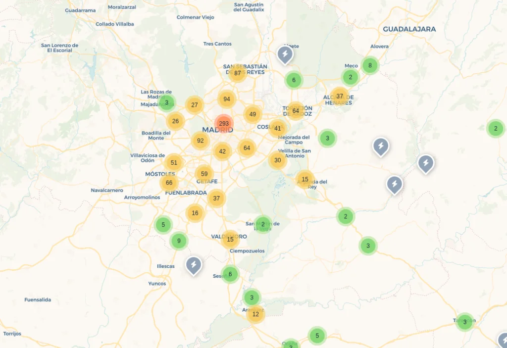 Captura del mapa interactivo de Plug&Drive con electrolineras en Madrid y España